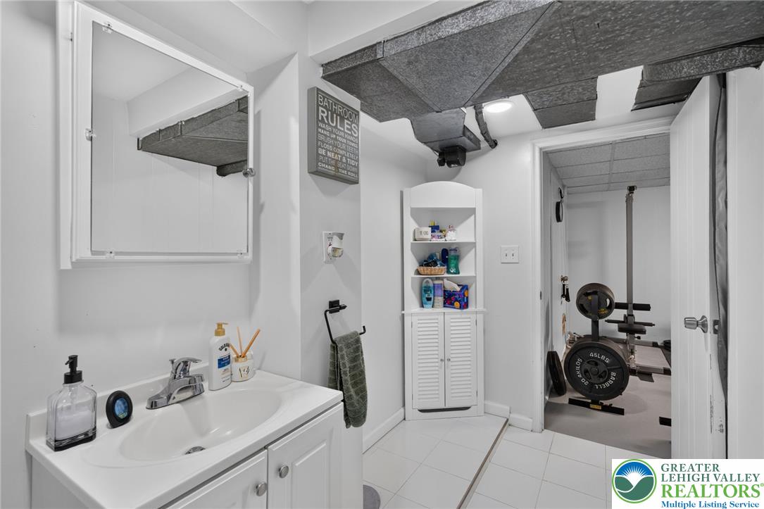 1920 Fairmont Street Property Photo 29