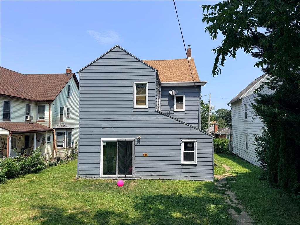 211 Wilkes Barre Street Property Photo 11