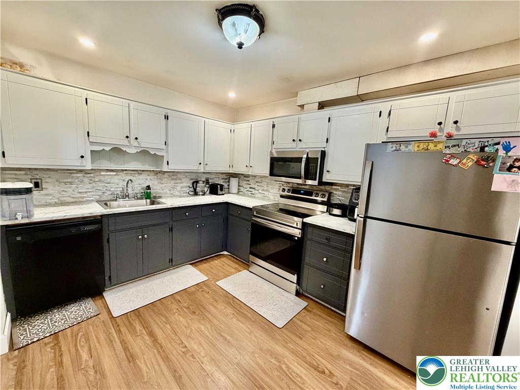 4034 Nicole Place Property Photo 4