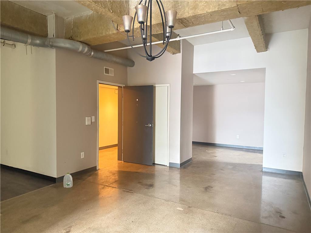 128 North 8th 3e Property Photo 3