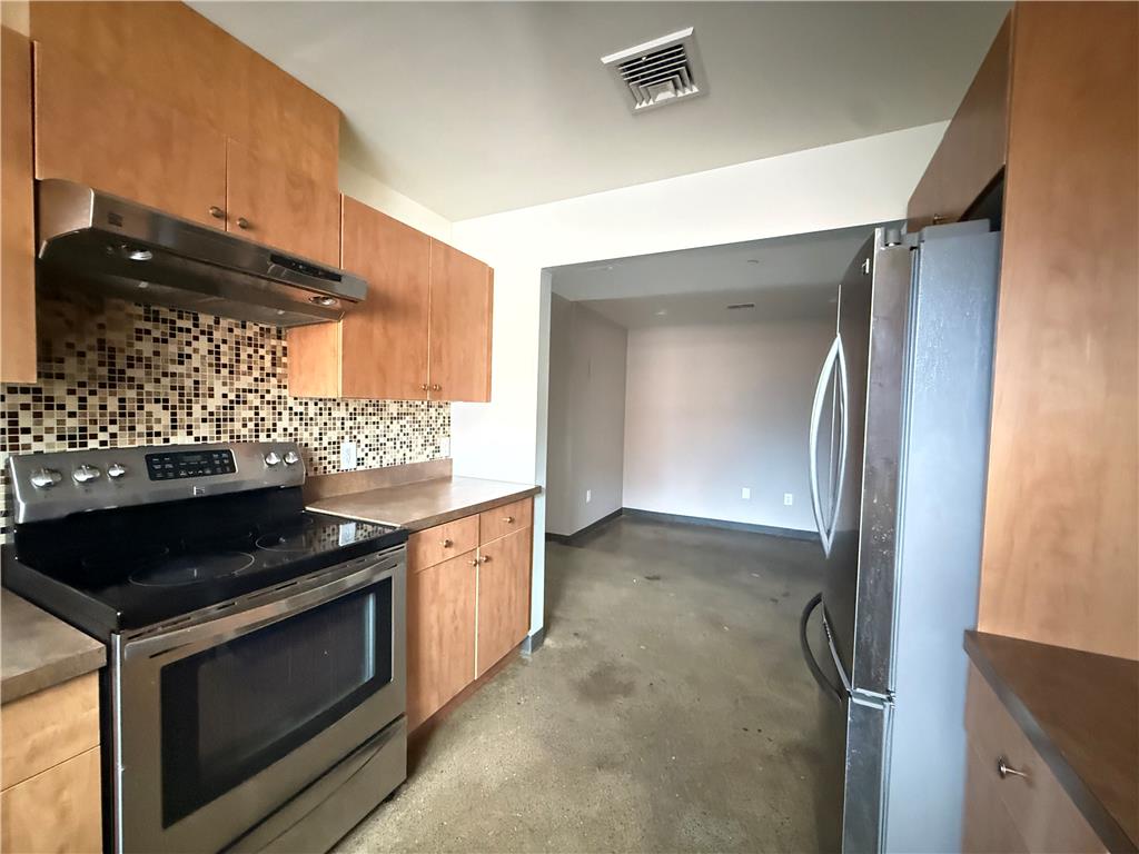128 North 8th 3e Property Photo 6
