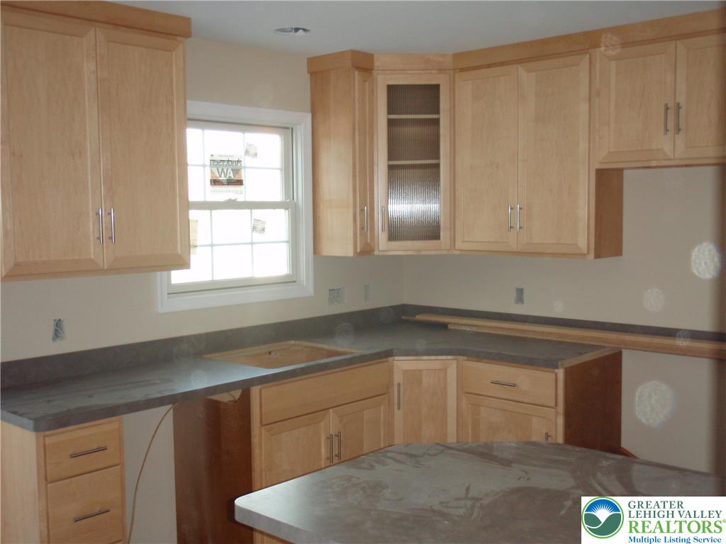 1796 Newport Avenue Property Photo 9