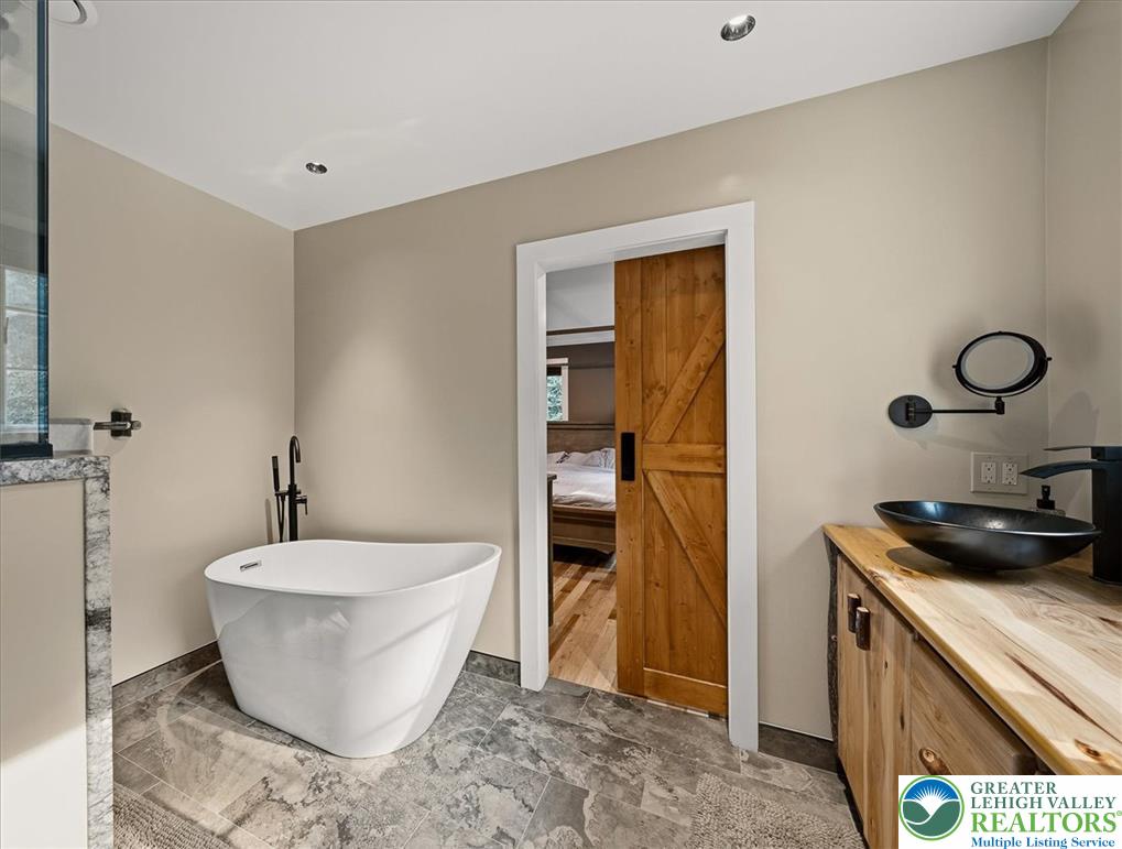 360 Babbling Brook Road Property Photo 23