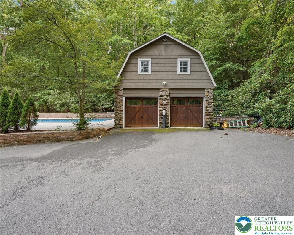 360 Babbling Brook Road Property Photo 39