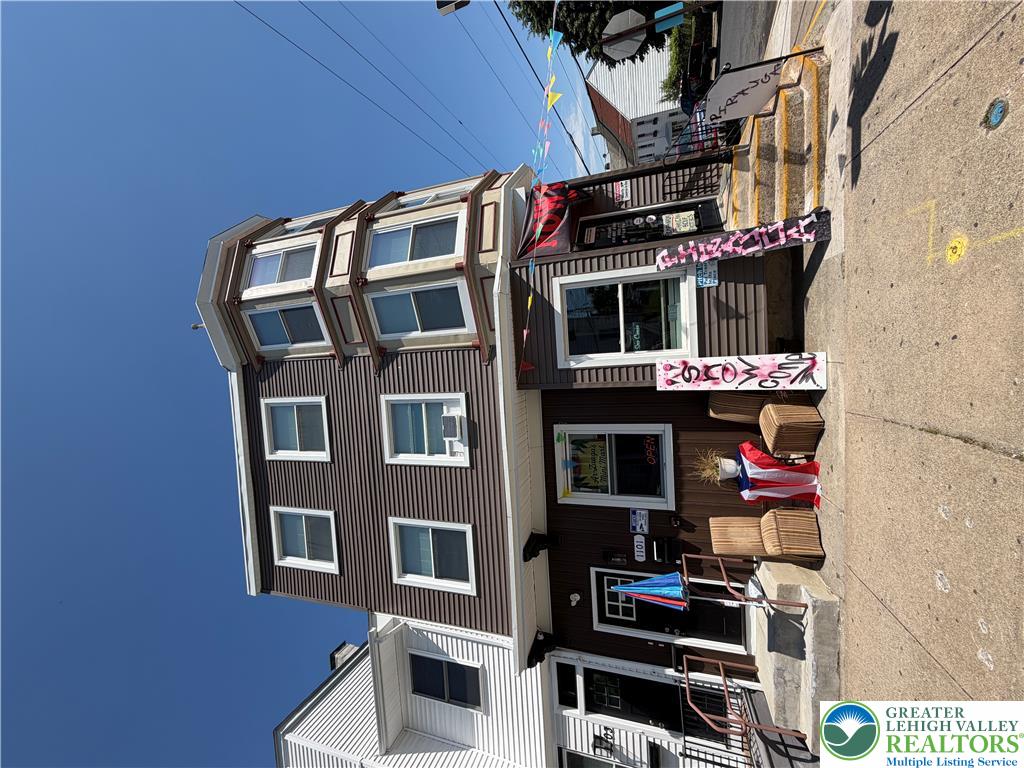 1101 Lehigh Street Property Photo 4