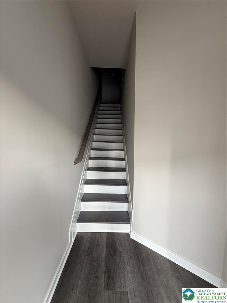 1101 Lehigh Street Property Photo 18