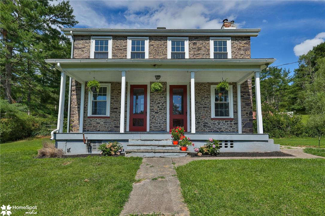 8967 Easton Road Property Photo 1