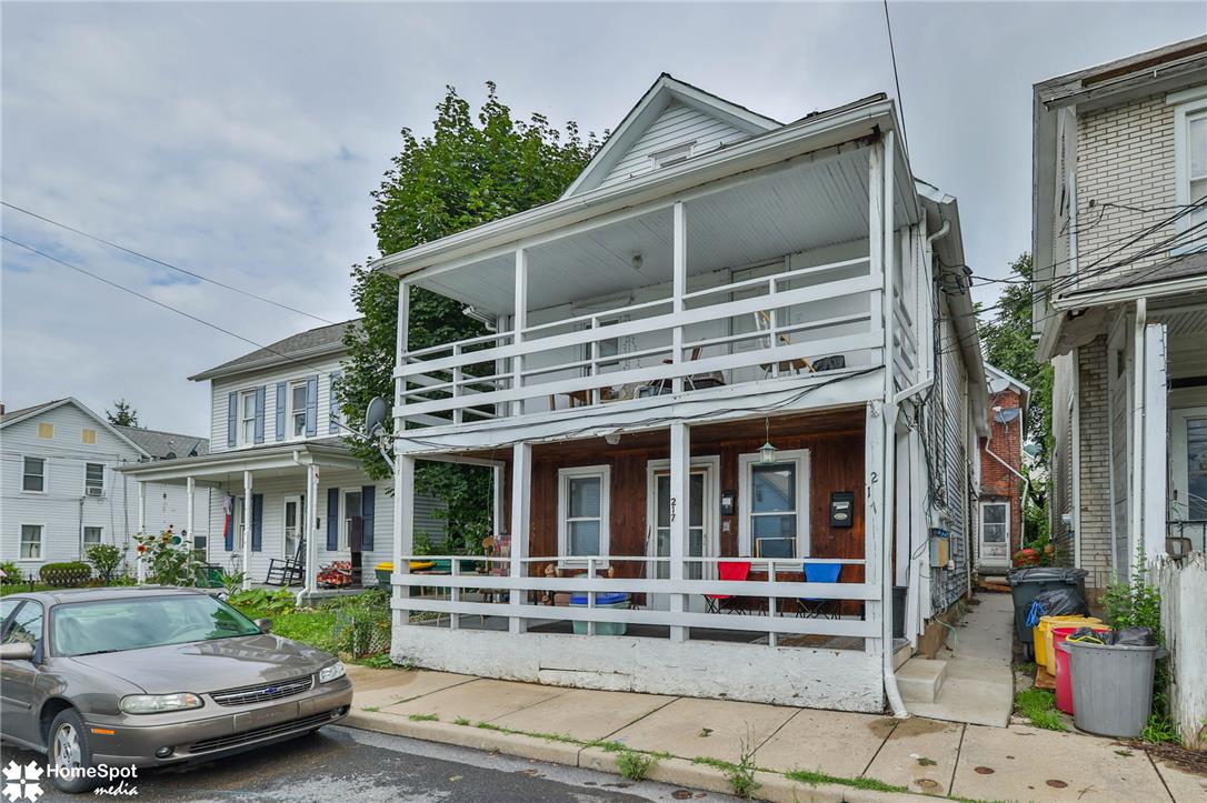 217 Pen Argyl Street Property Photo 1