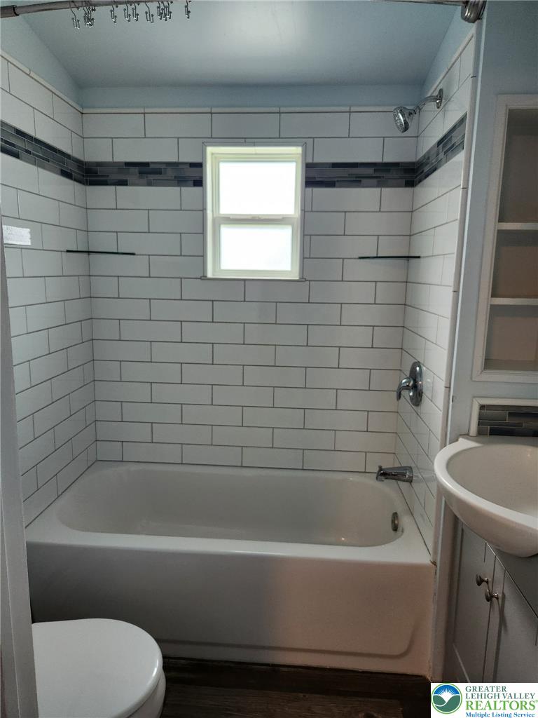 388 South 2nd Street Property Photo 12