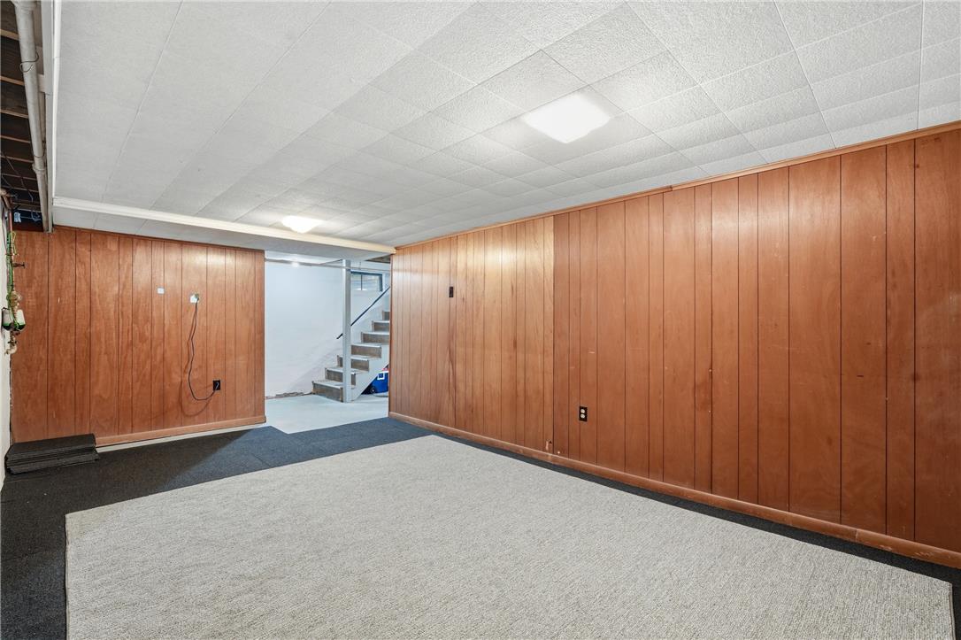 936 Evergreen Street Property Photo 38