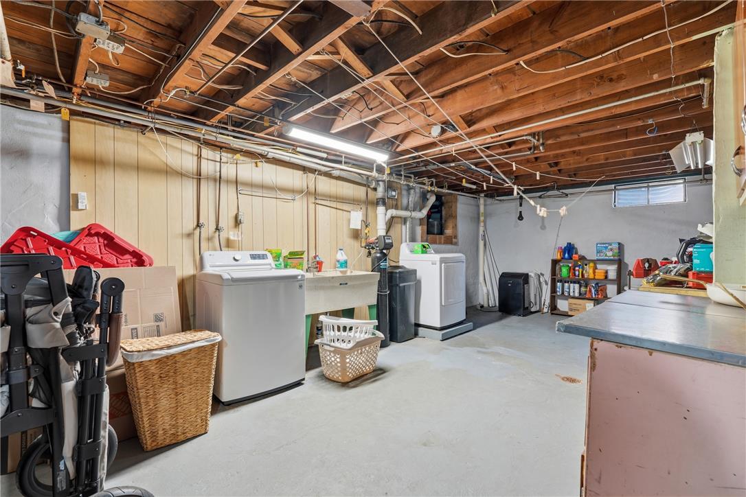 936 Evergreen Street Property Photo 39