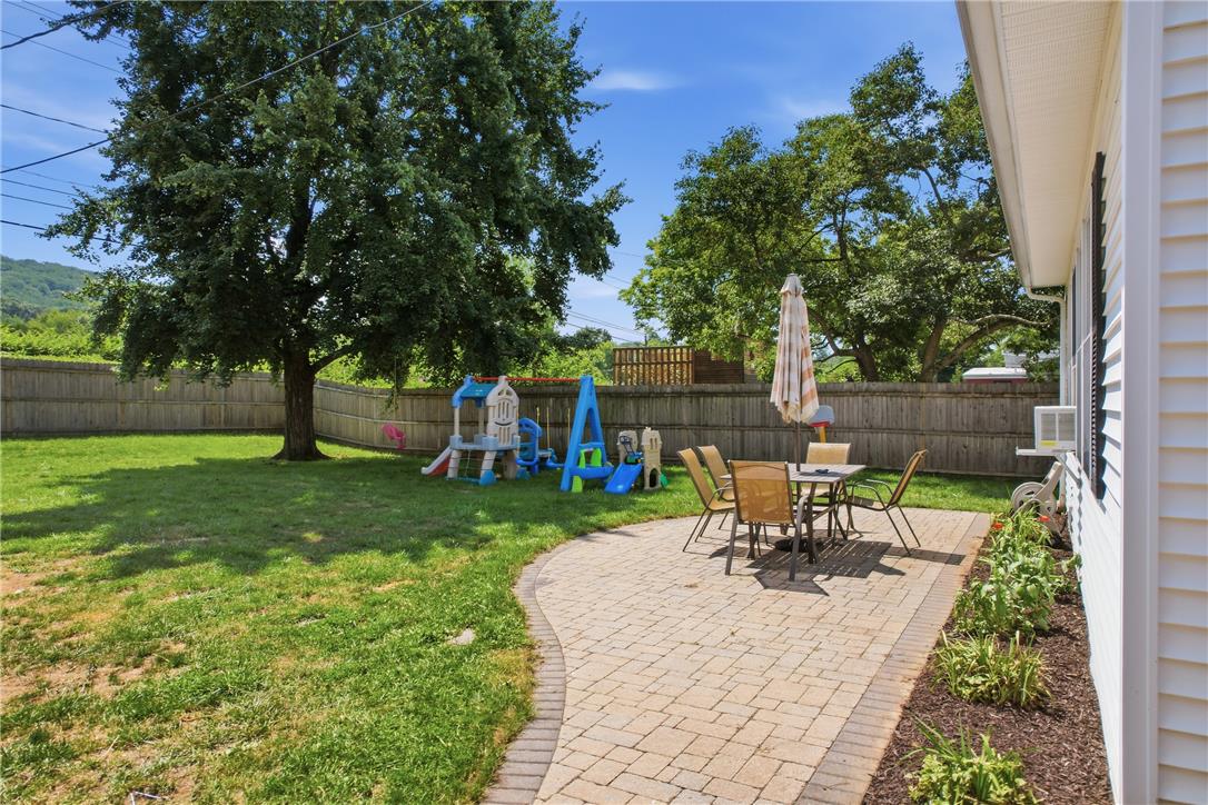 936 Evergreen Street Property Photo 45