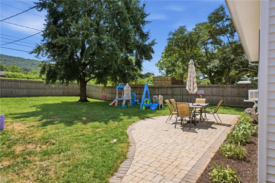 936 Evergreen Street Property Photo 46