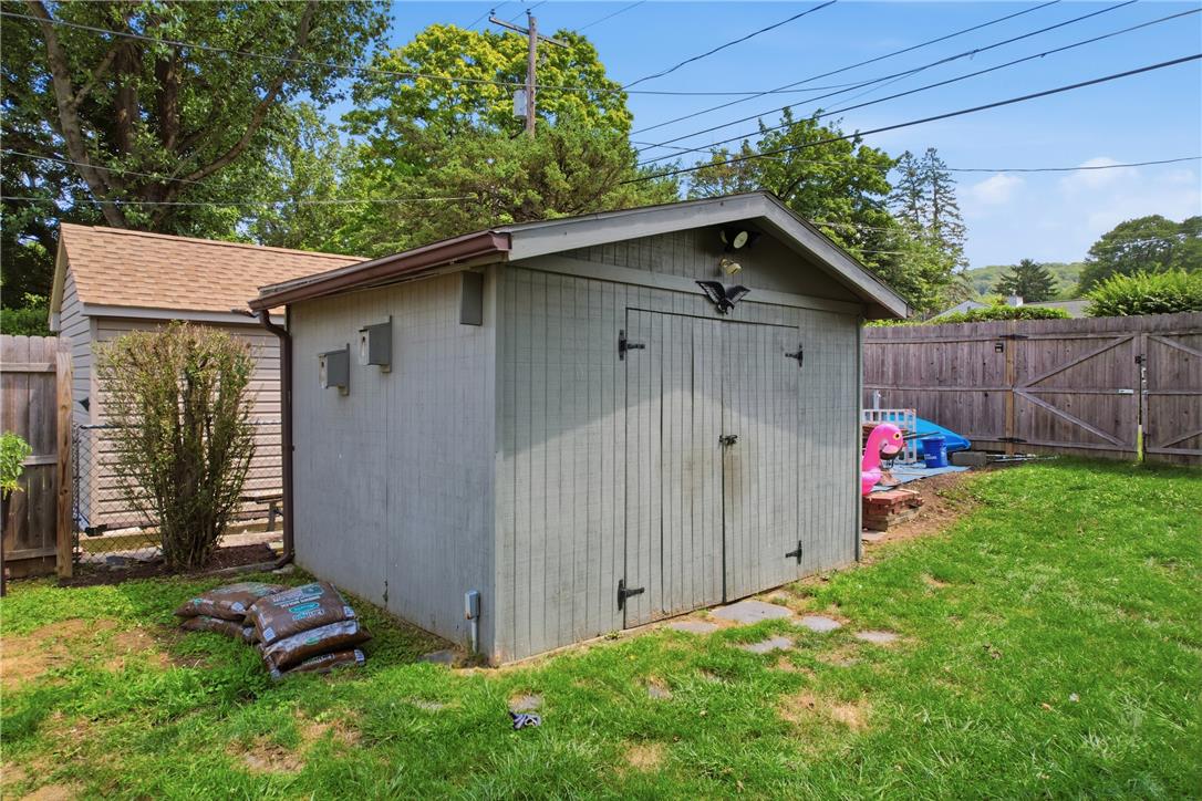 936 Evergreen Street Property Photo 51