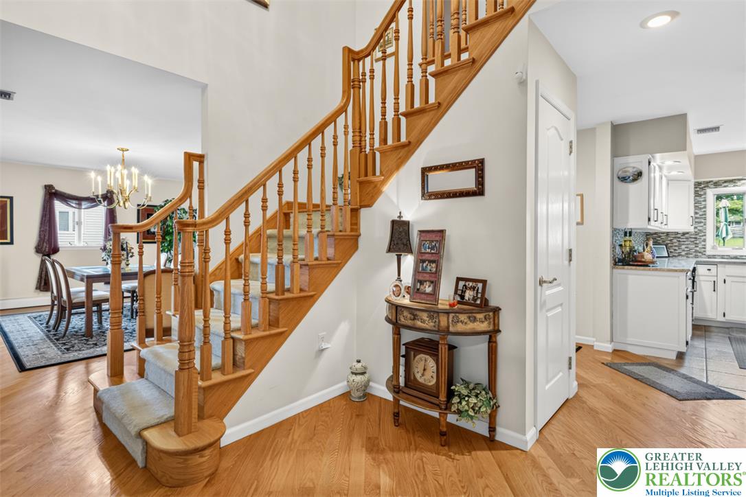 346 North 7th Street Property Photo 5