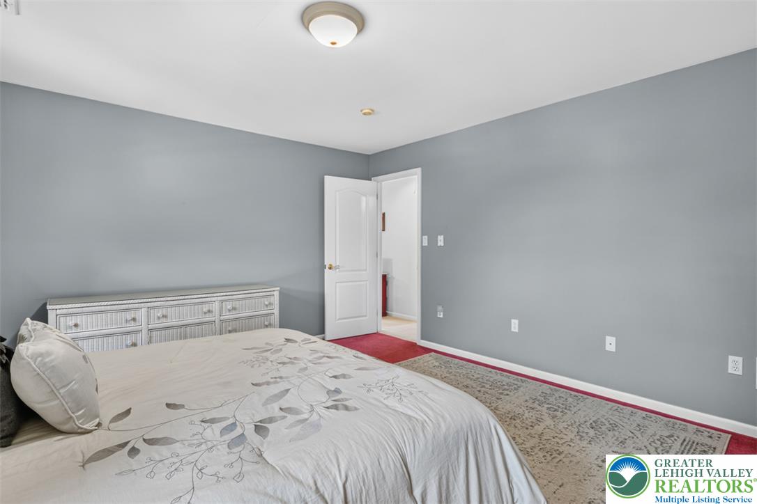346 North 7th Street Property Photo 33
