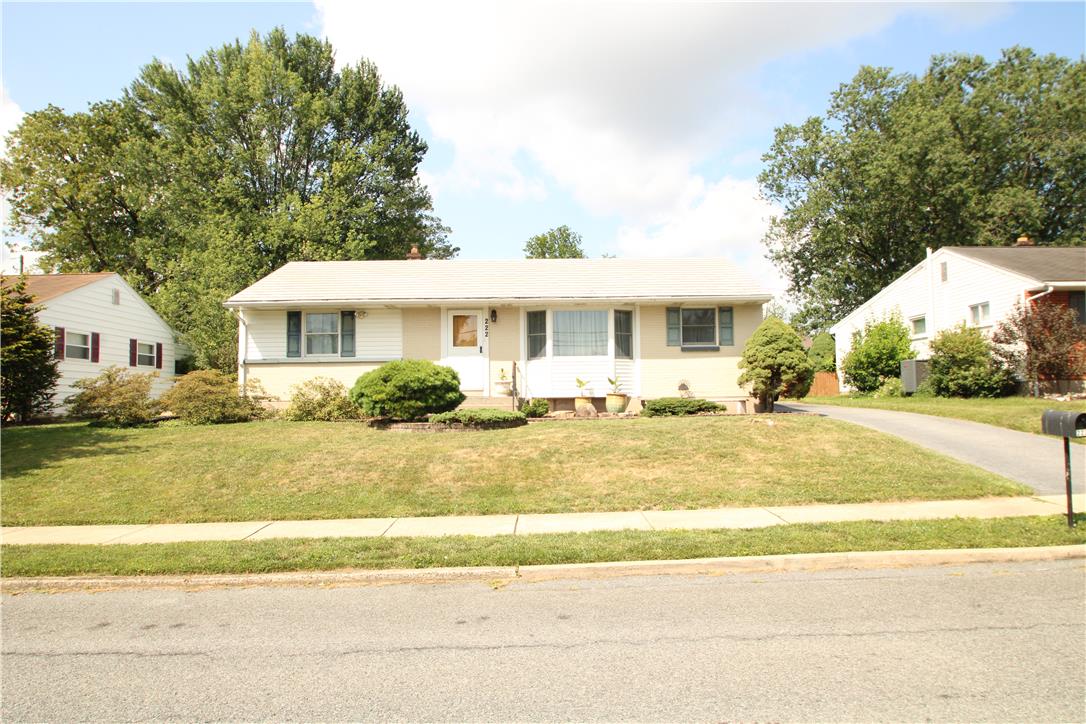 222 North Scenic Street Property Photo 1