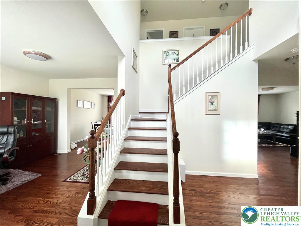 4424 Beech Drive Property Photo 2