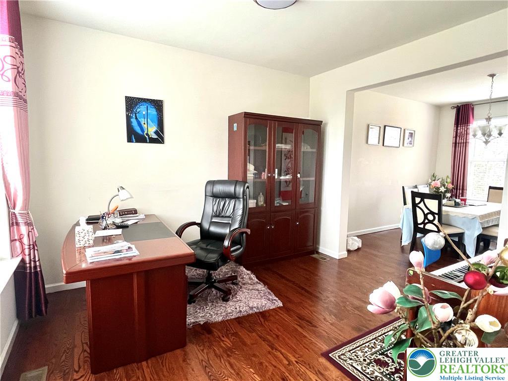 4424 Beech Drive Property Photo 4