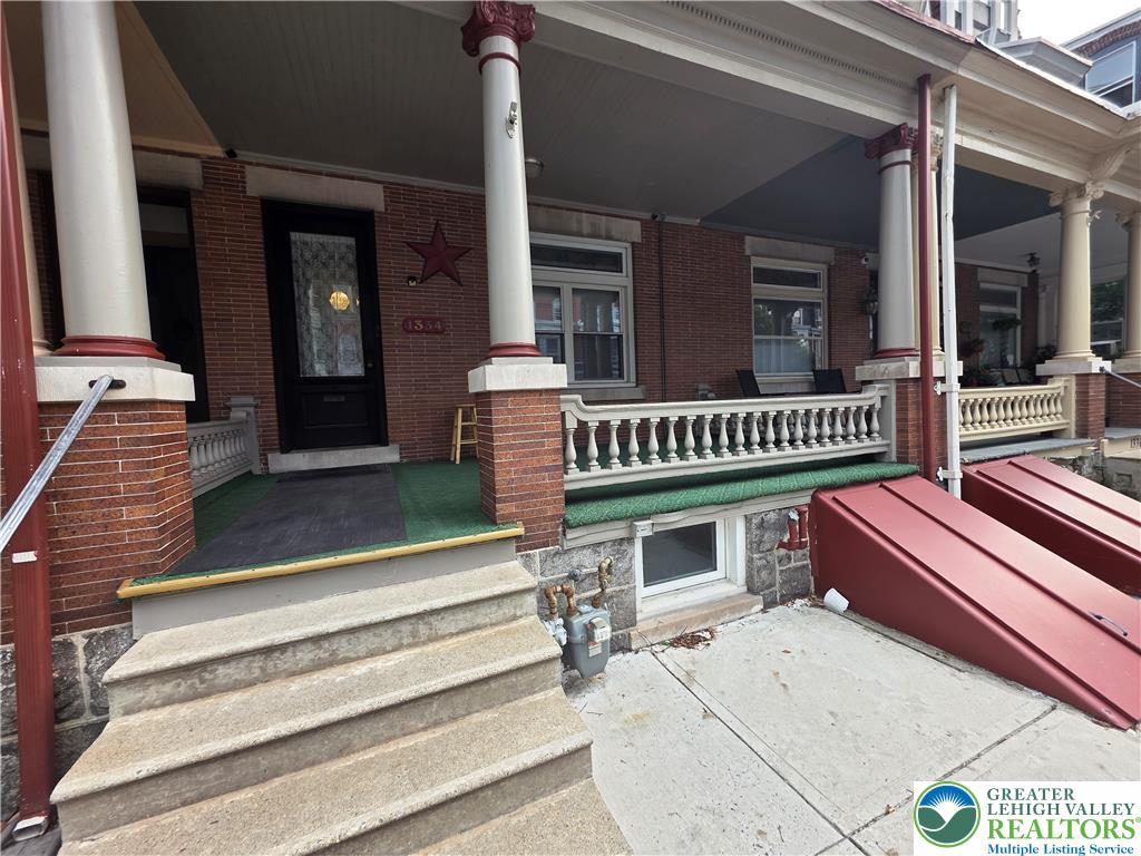 1334 West Turner Street Property Photo 2