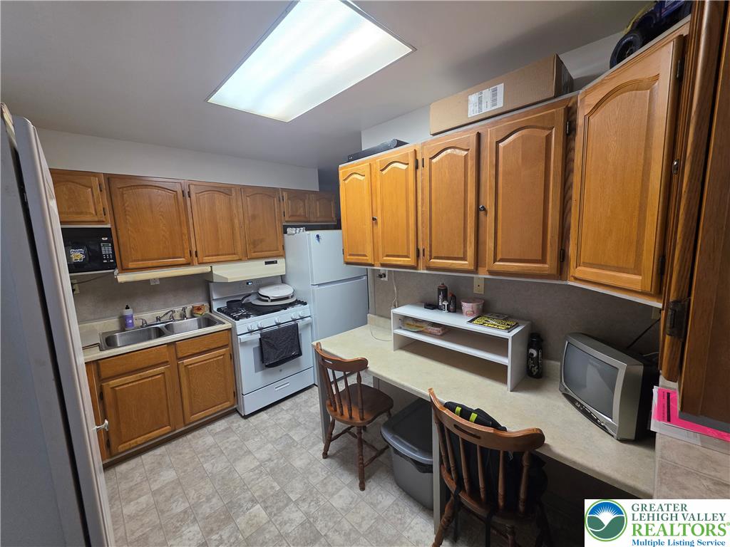 1334 West Turner Street Property Photo 10