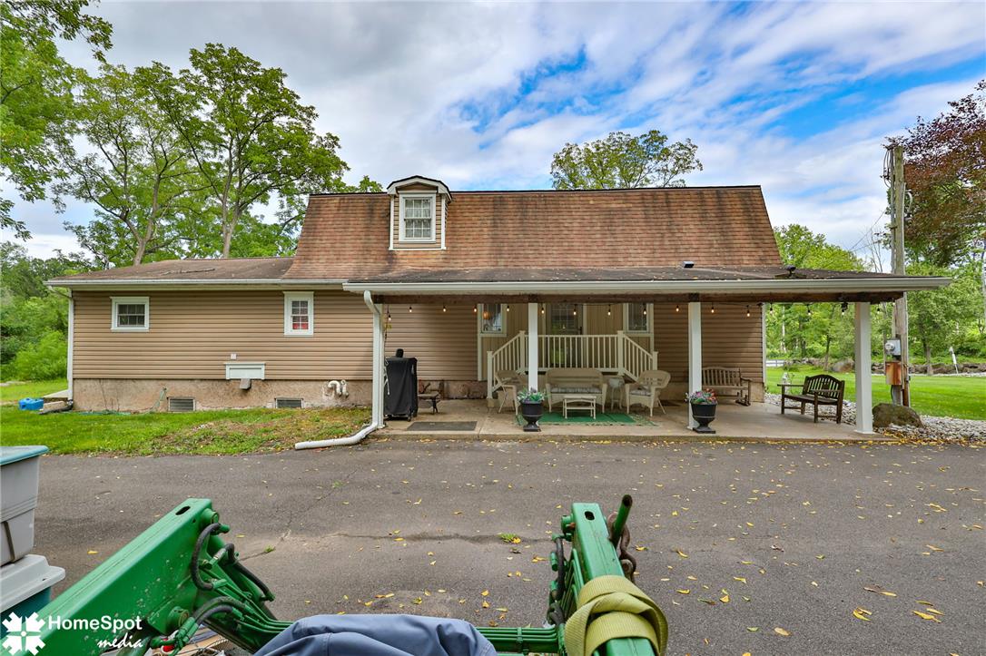 525 Rocky Valley Road Property Photo 4