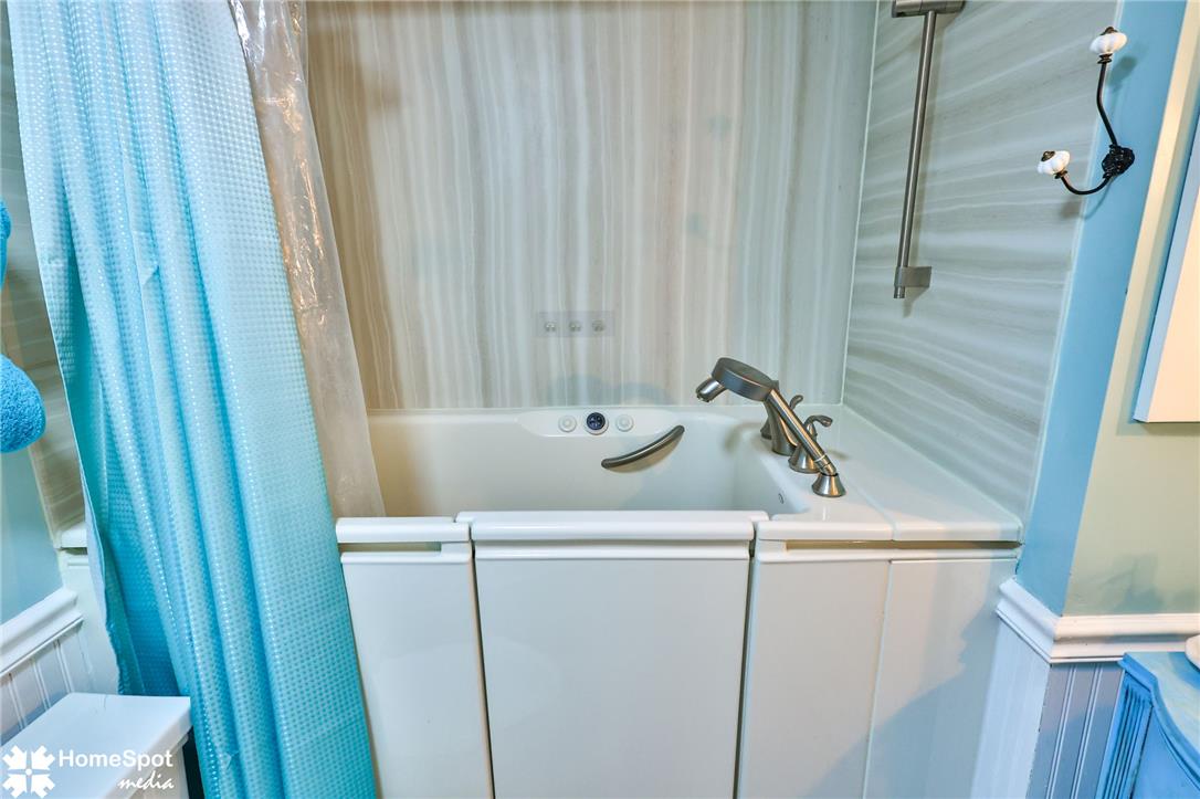 525 Rocky Valley Road Property Photo 38