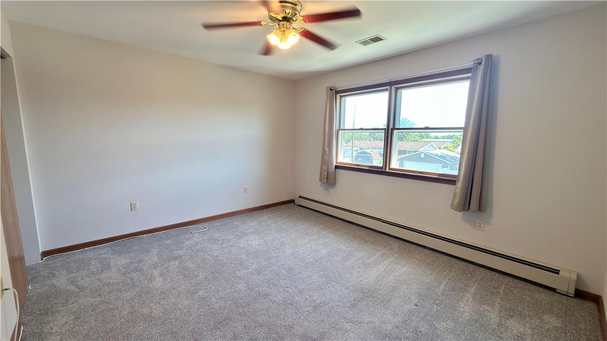1145 7th Street 2nd Floor Property Photo 3