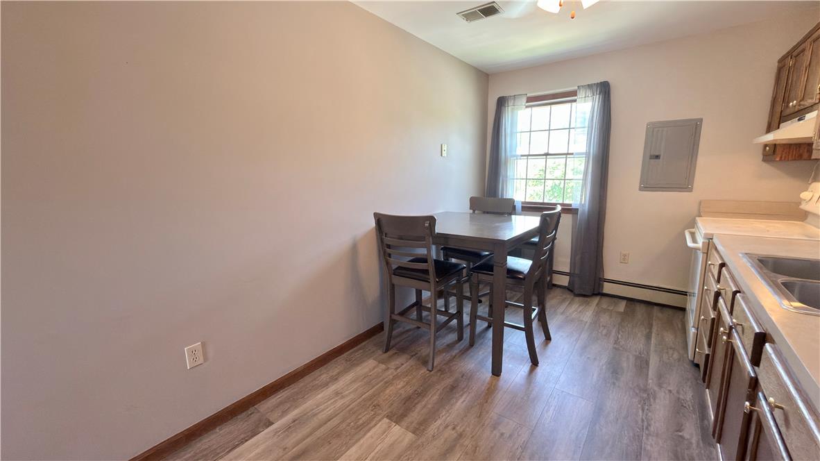 1145 7th Street 2nd Floor Property Photo 9