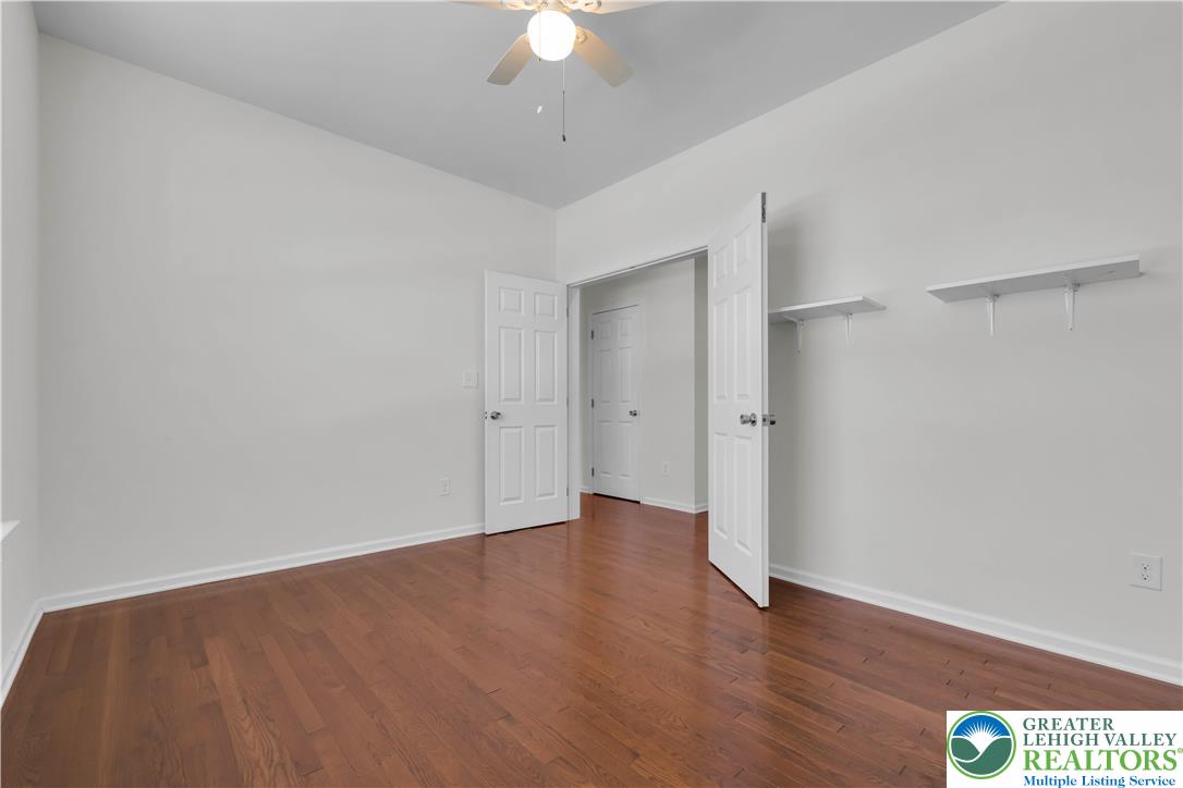 9675 Crescent Lane Property Photo 14