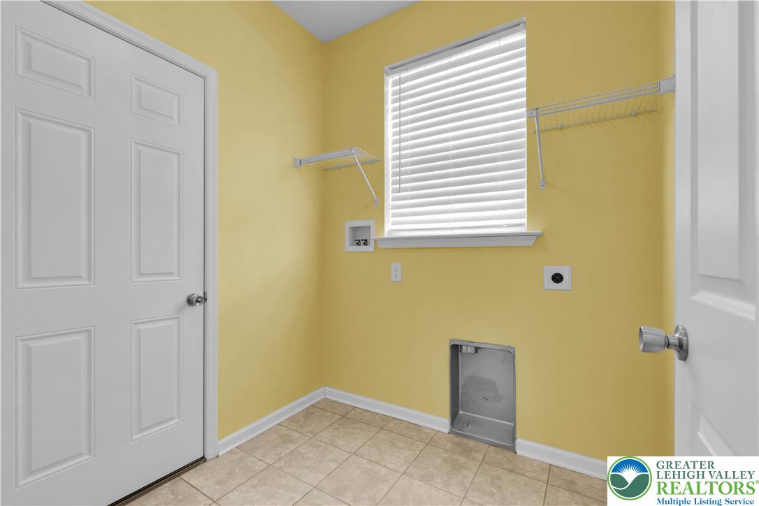 9675 Crescent Lane Property Photo 17