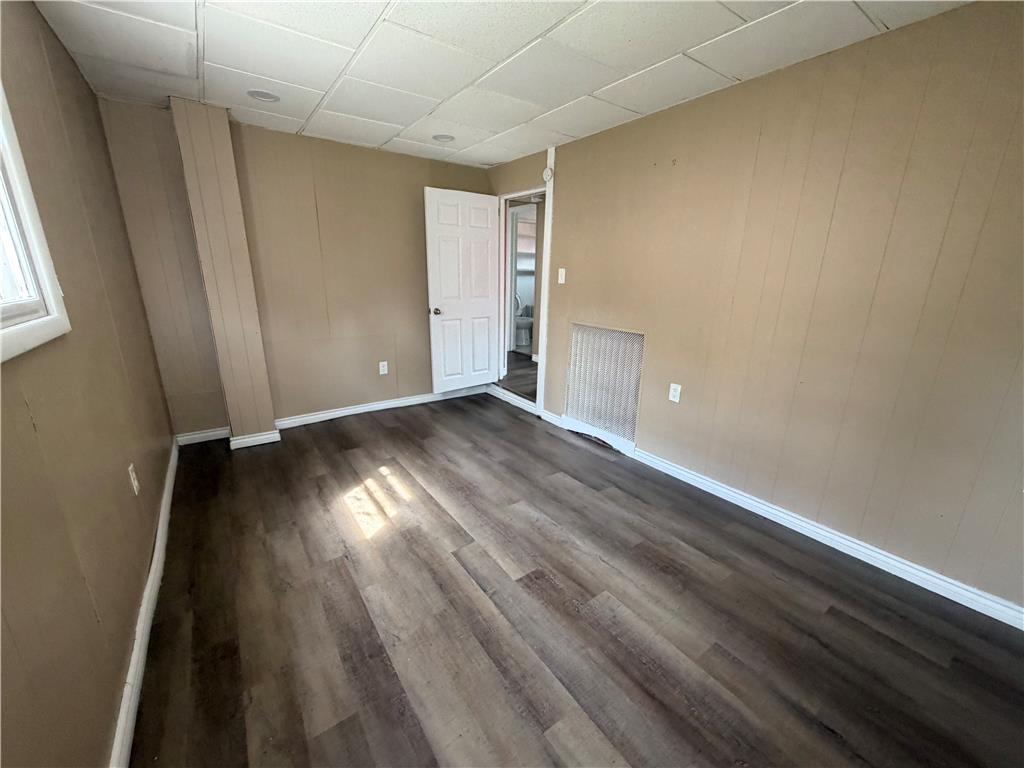 827 Milton Street Property Photo 5
