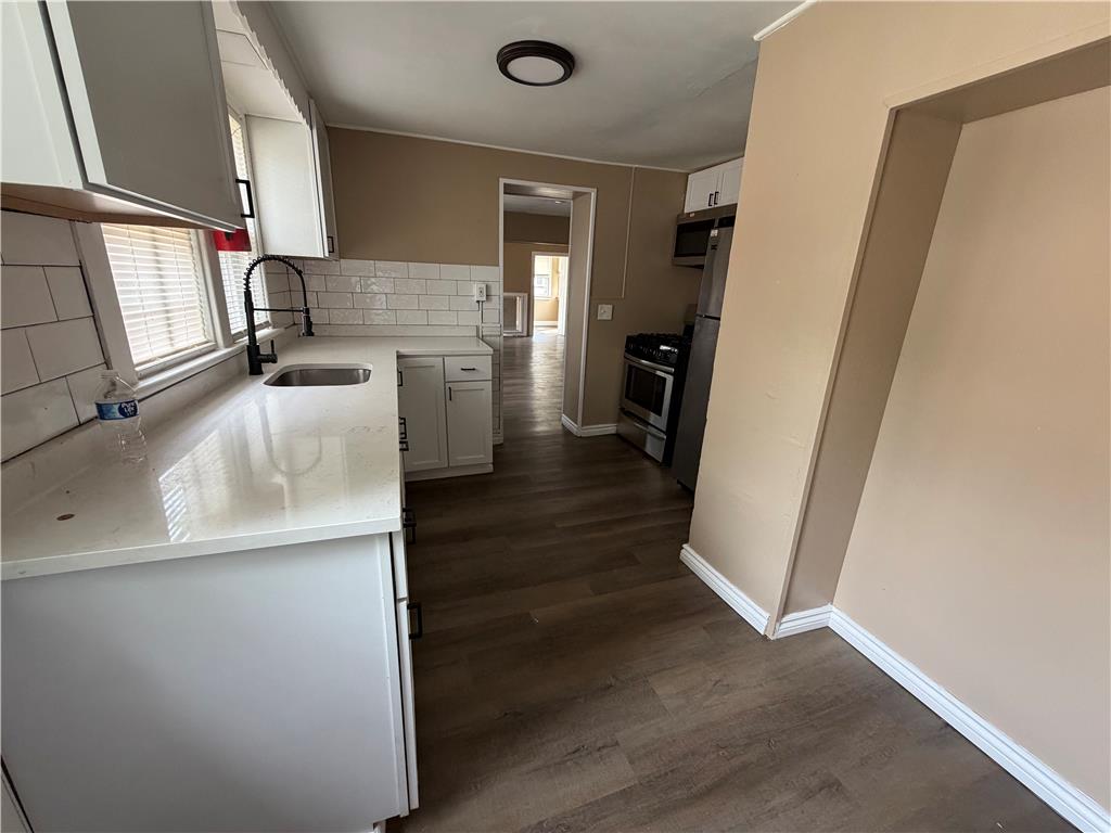 827 Milton Street Property Photo 10