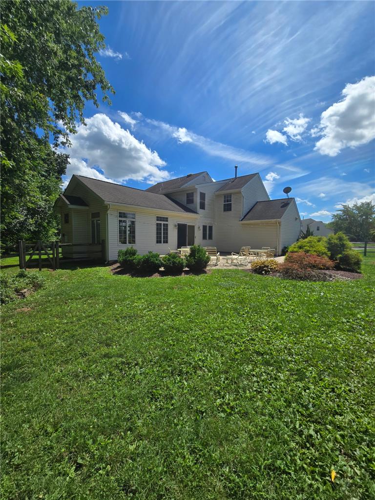 5280 Vermont Drive Property Photo 2