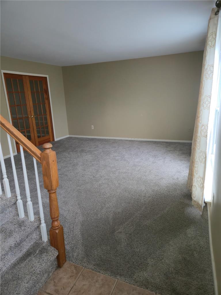 5280 Vermont Drive Property Photo 6