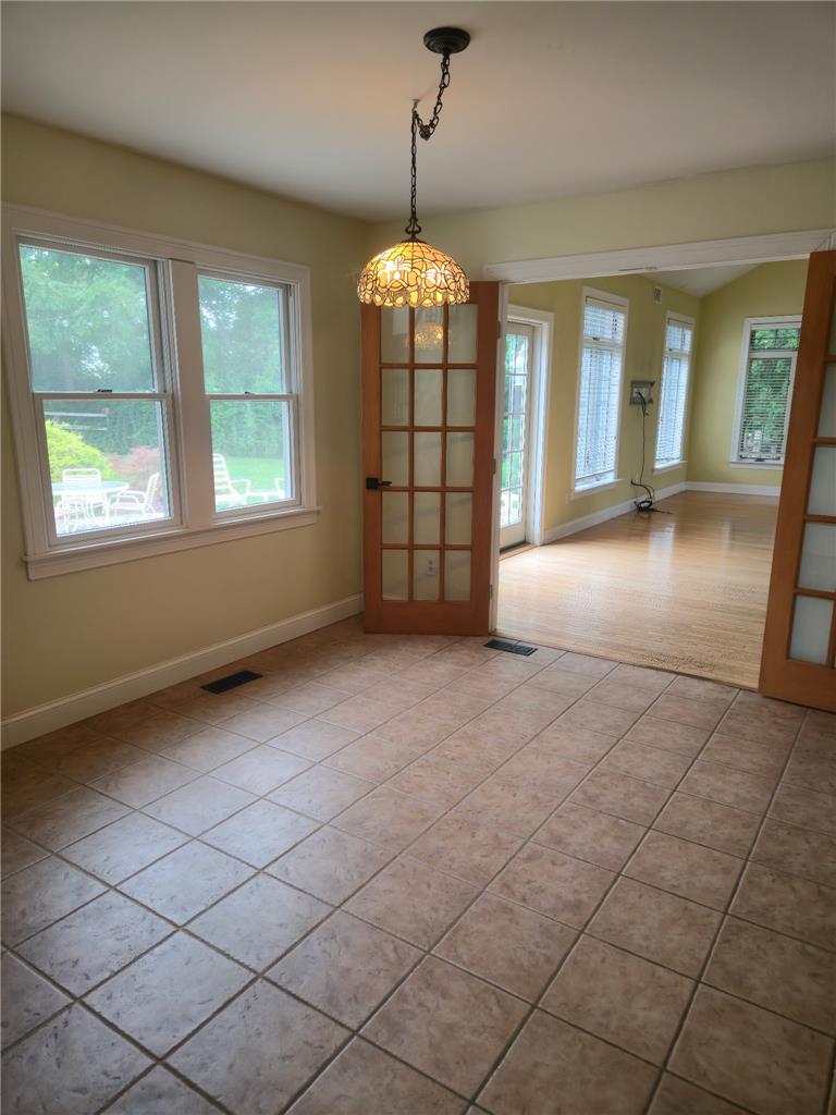 5280 Vermont Drive Property Photo 8