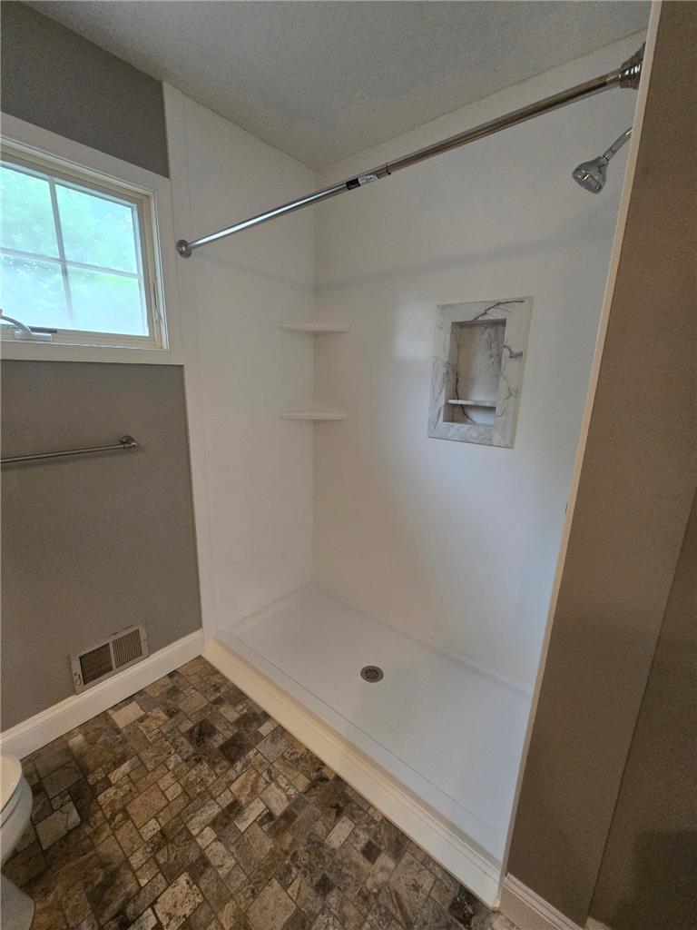 5280 Vermont Drive Property Photo 16