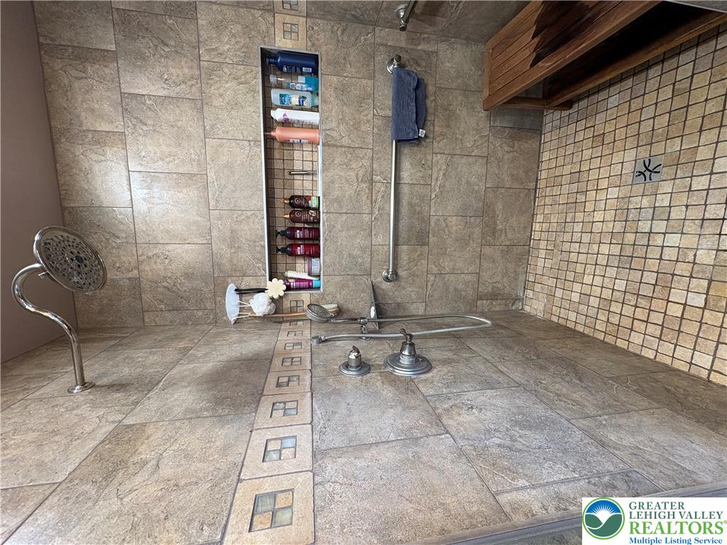 82 Clay Road Property Photo 24