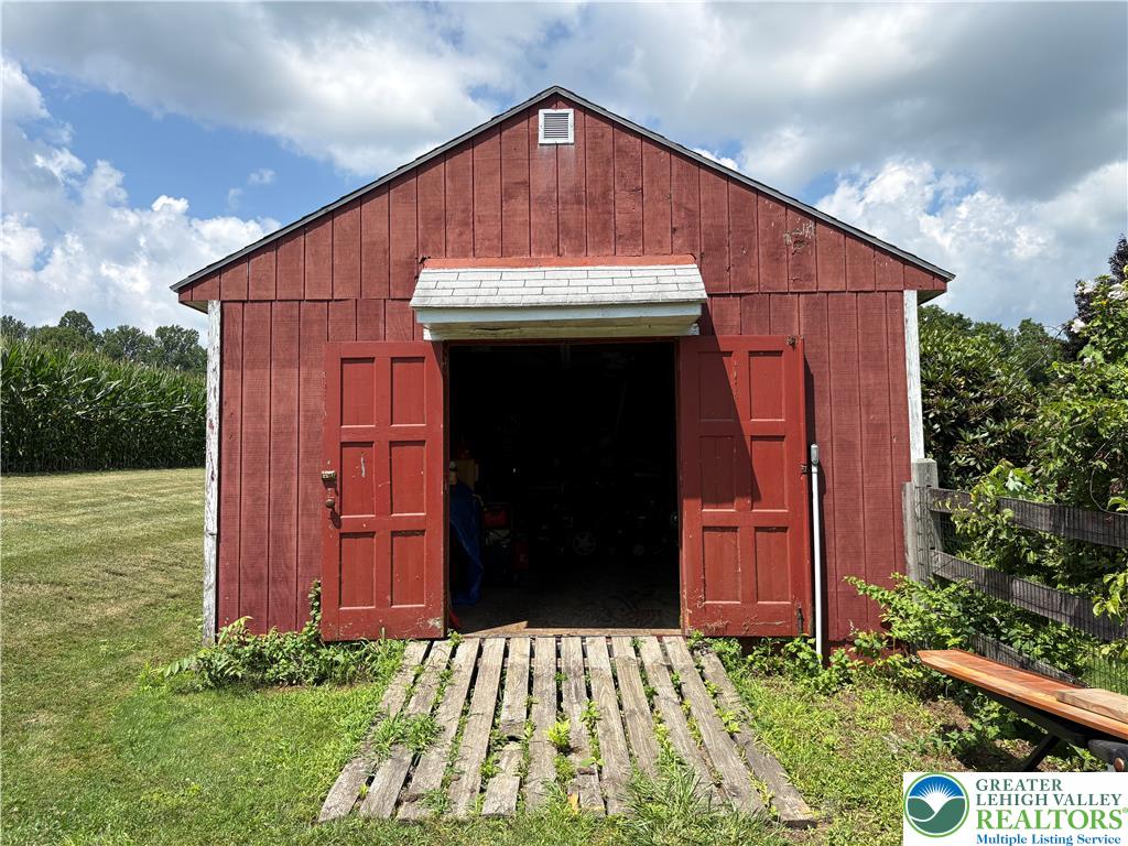 82 Clay Road Property Photo 35