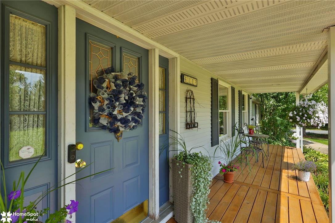 6117 Powers Property Photo 3