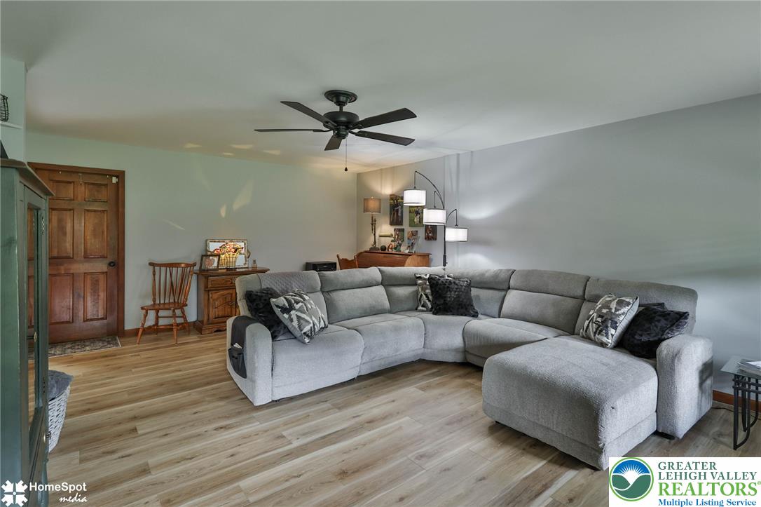 6117 Powers Property Photo 18