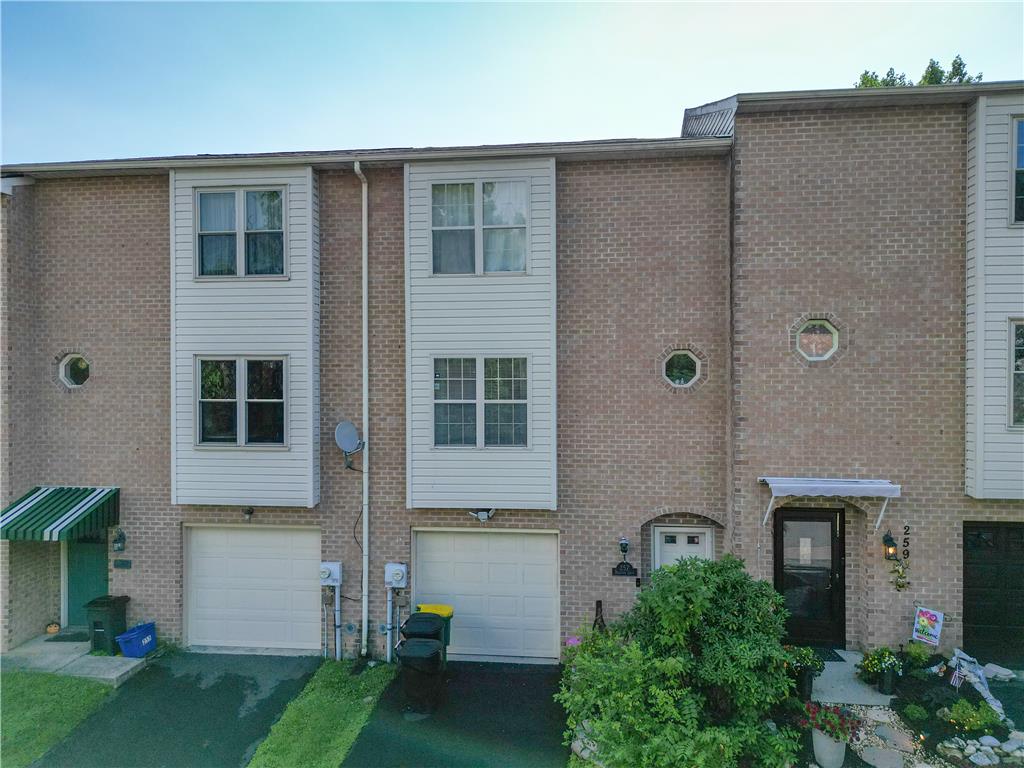 257 Ridgeview Drive Property Photo 1