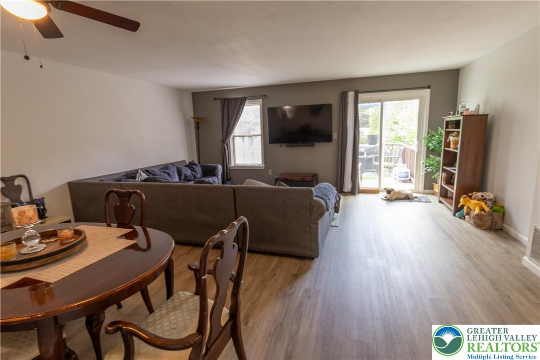 257 Ridgeview Drive Property Photo 3