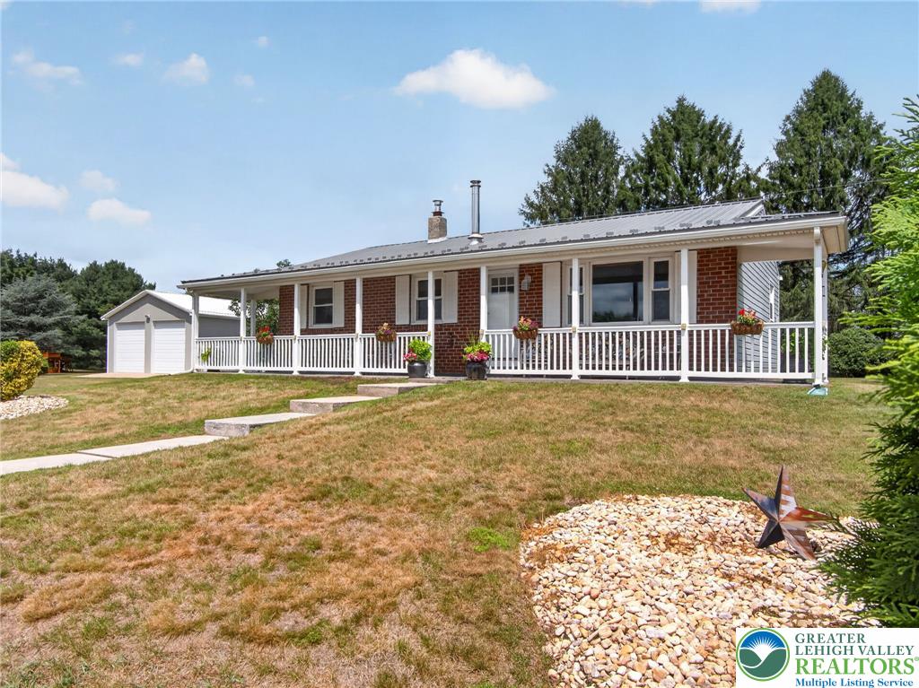 7175 Herber Road Property Photo 1