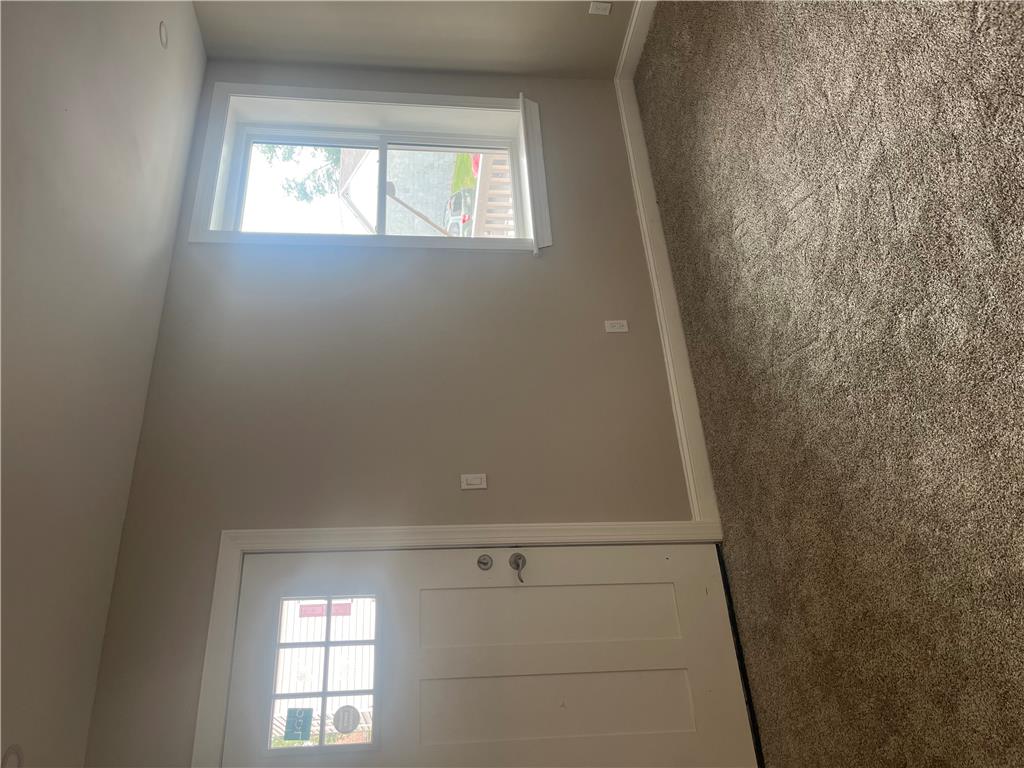 139 Main Street 2 Property Photo 15