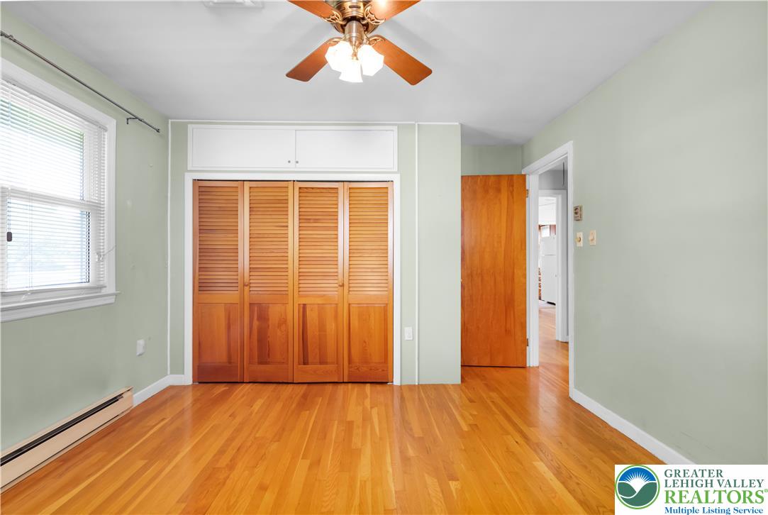 2043 Troxell Street Property Photo 7