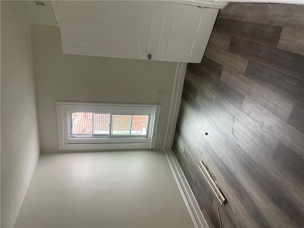 821 North New Street Property Photo 7