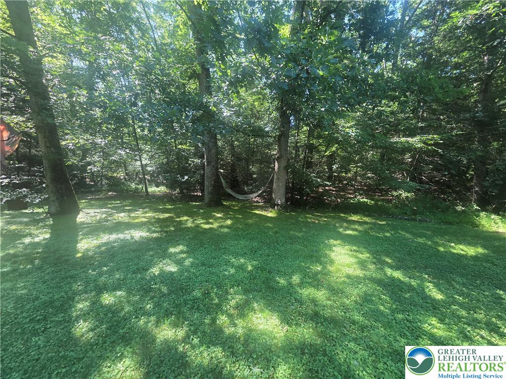 100 Creek Drive Property Photo 12