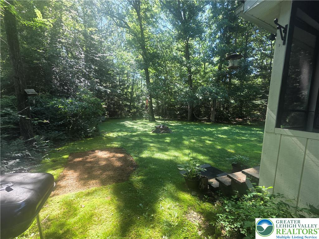100 Creek Drive Property Photo 13