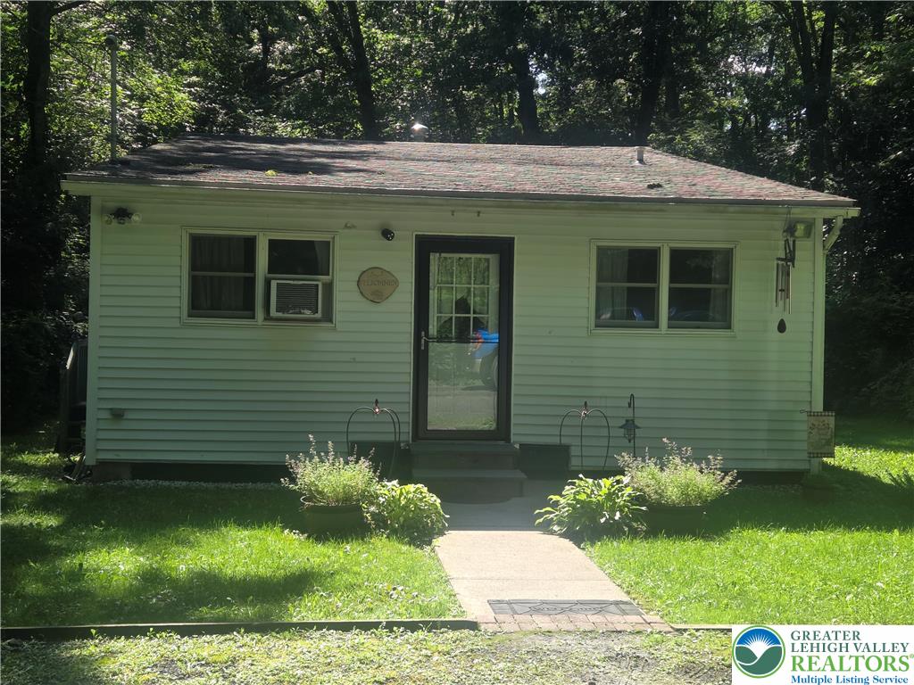 100 Creek Drive Property Photo 19